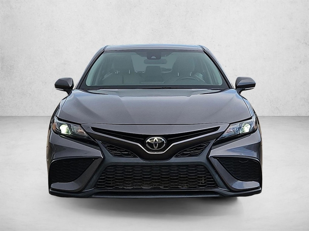 Used 2023 Toyota Camry SE Sedan