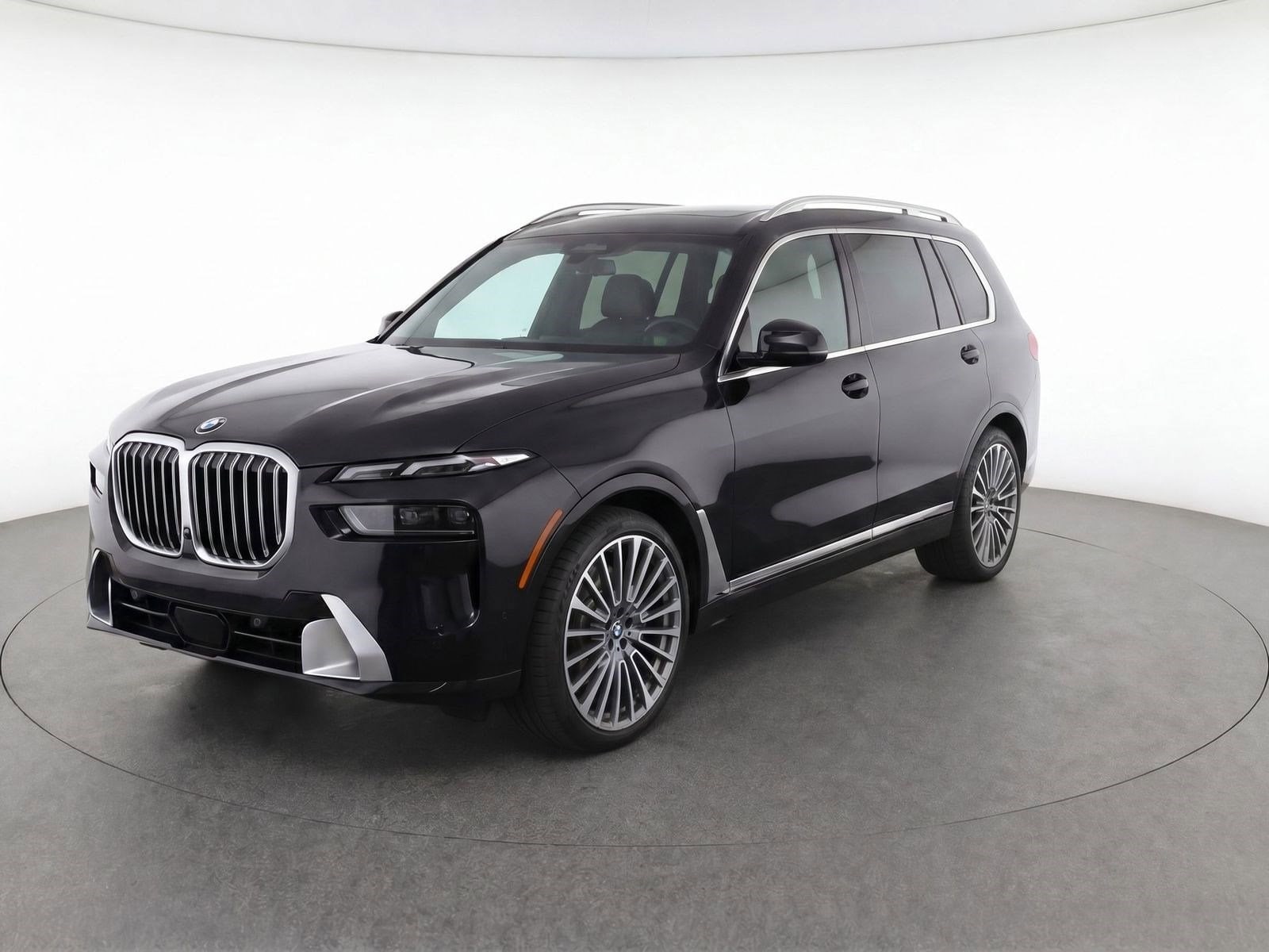 2025 BMW X7 xDrive40i's photo