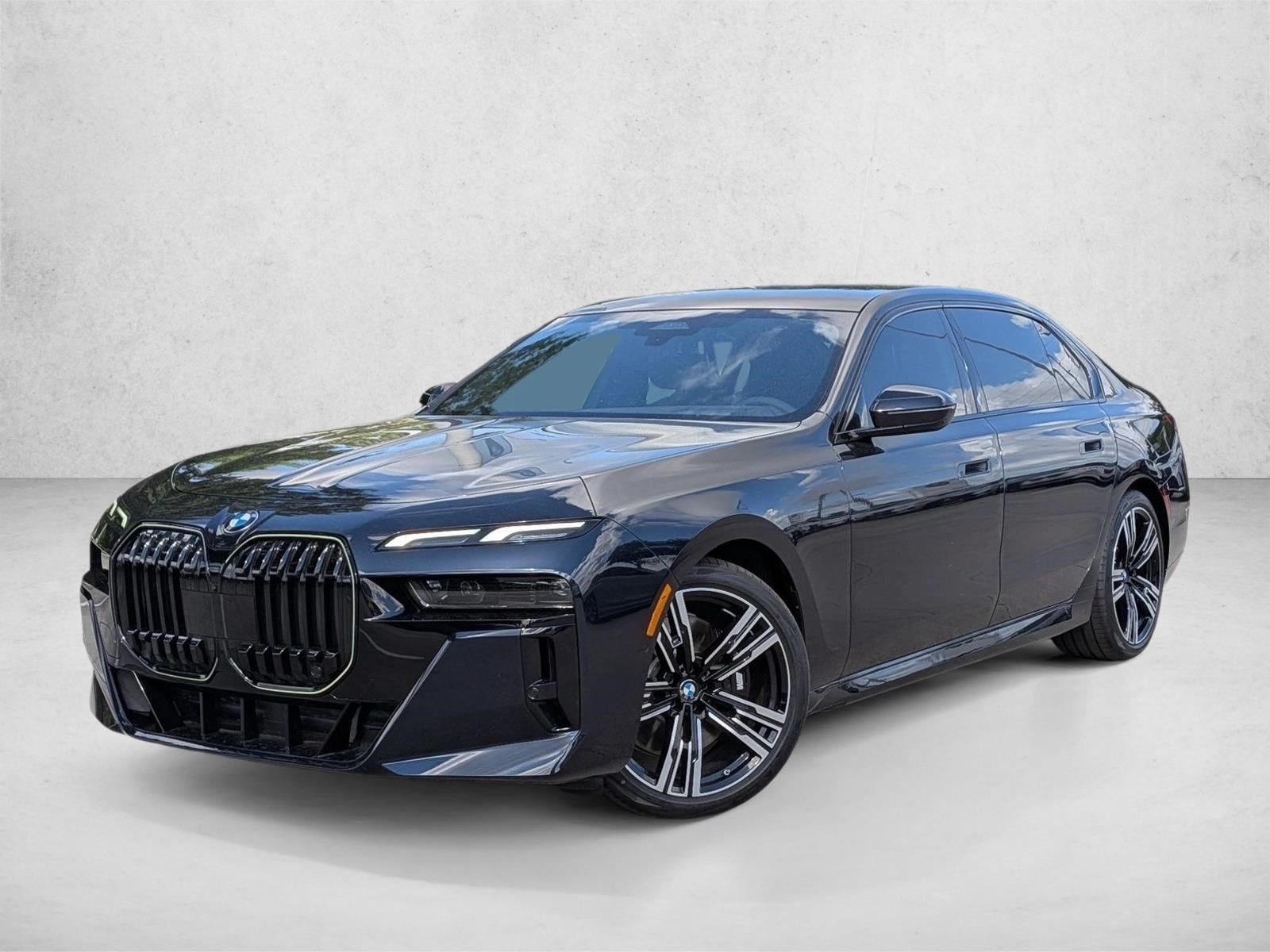 New 2026 BMW 740i