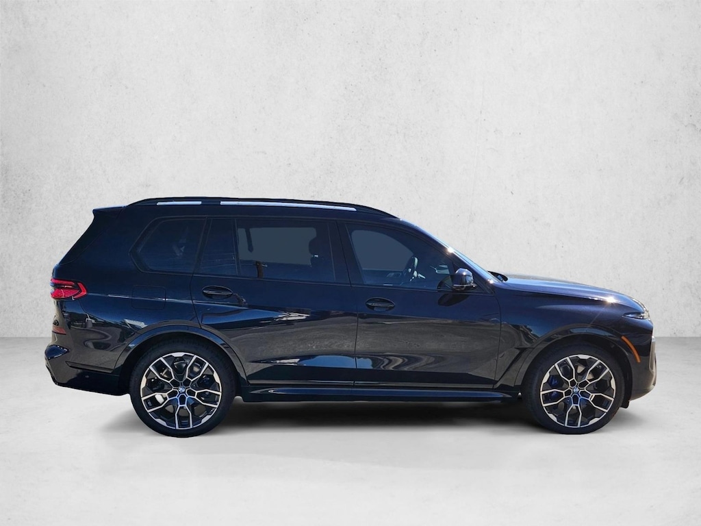 New 2026 BMW X7 xDrive40i SUV