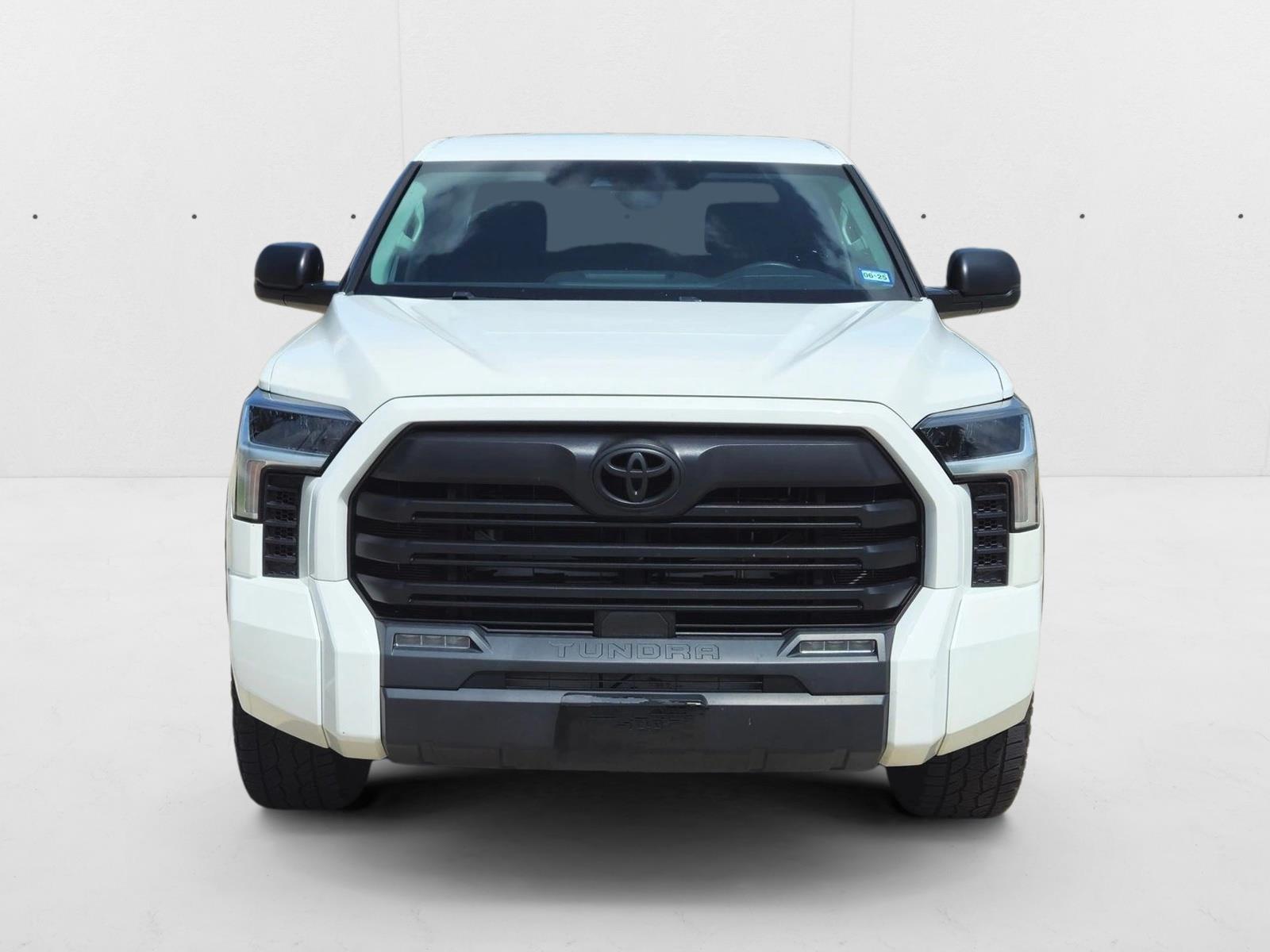 2022 Toyota Tundra SR5 photo 2