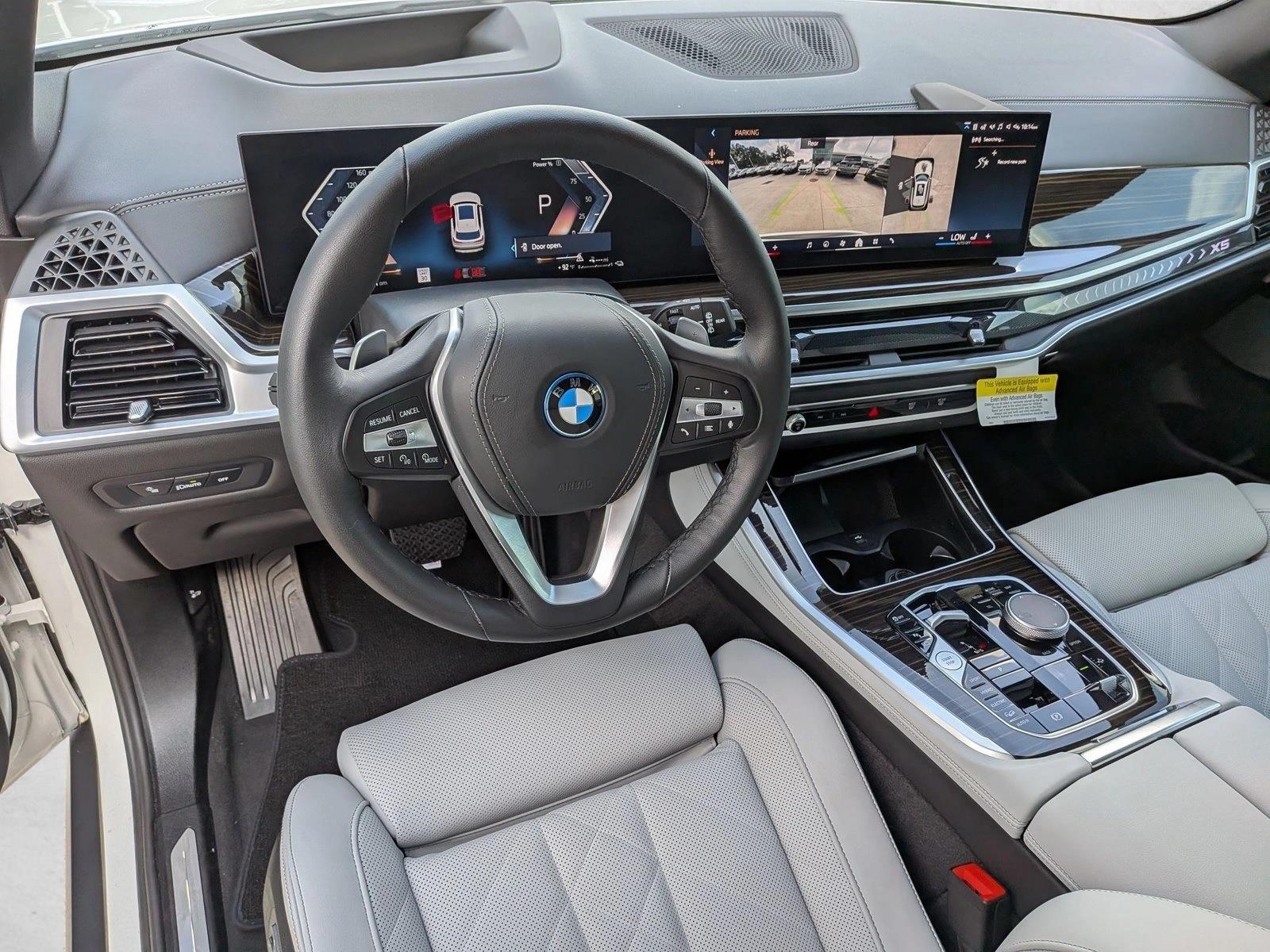 2026 BMW X5 50e - Photo 10