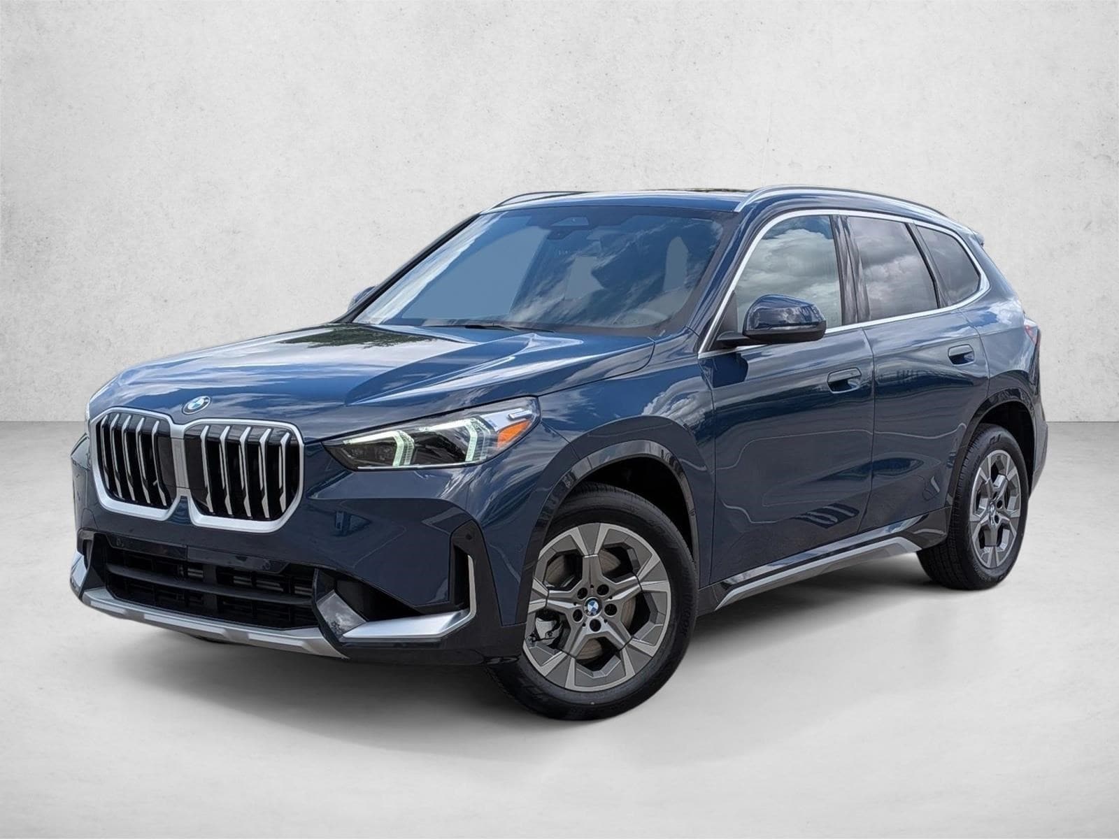 2026 BMW X1 xDrive28i's photo