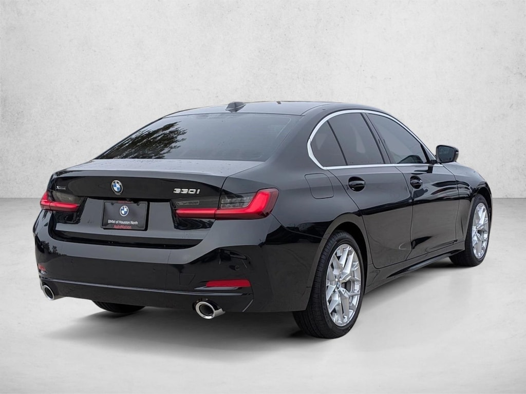 New 2026 BMW 330i xDrive Sedan