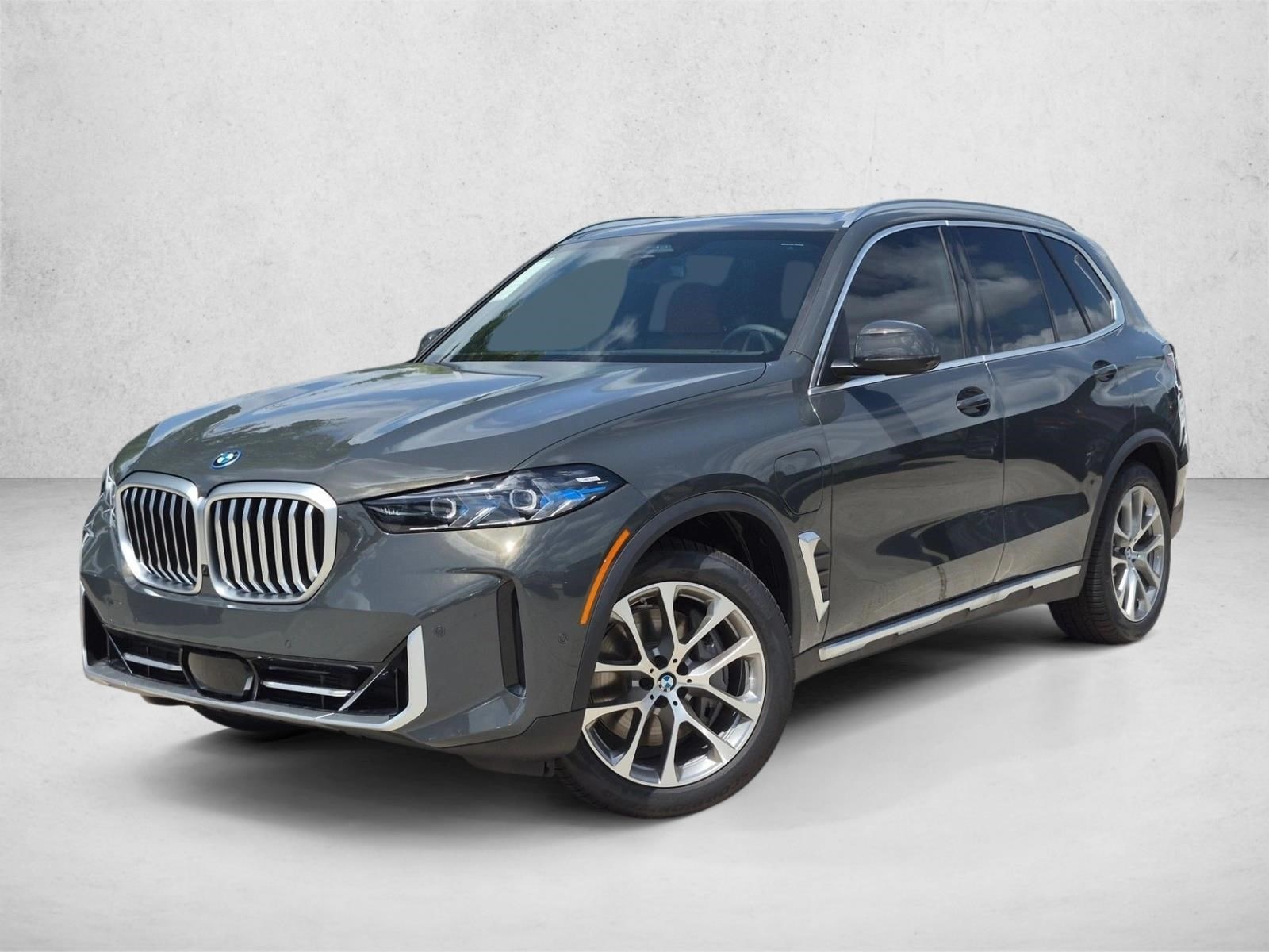 New 2026 BMW X5 PHEV xDrive50e