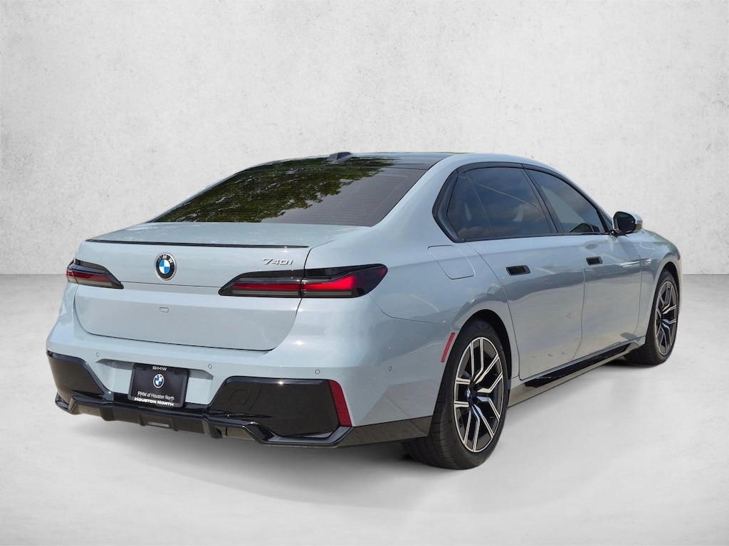 New 2026 BMW 740i Sedan