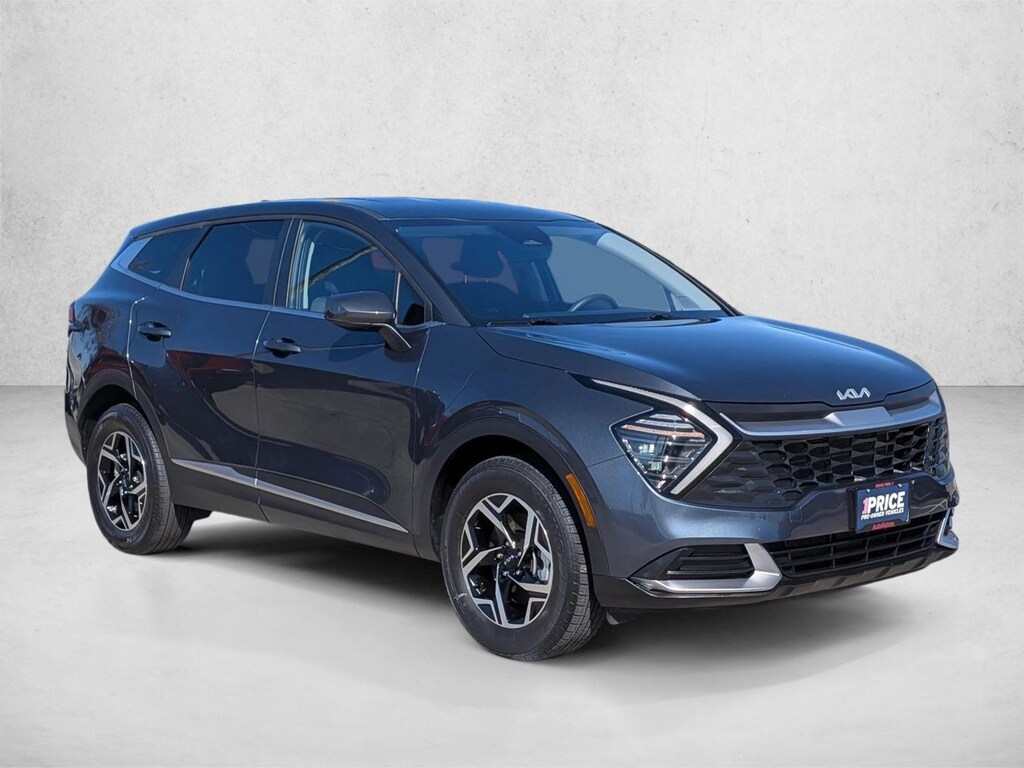 Used 2024 Kia Sportage LX SUV