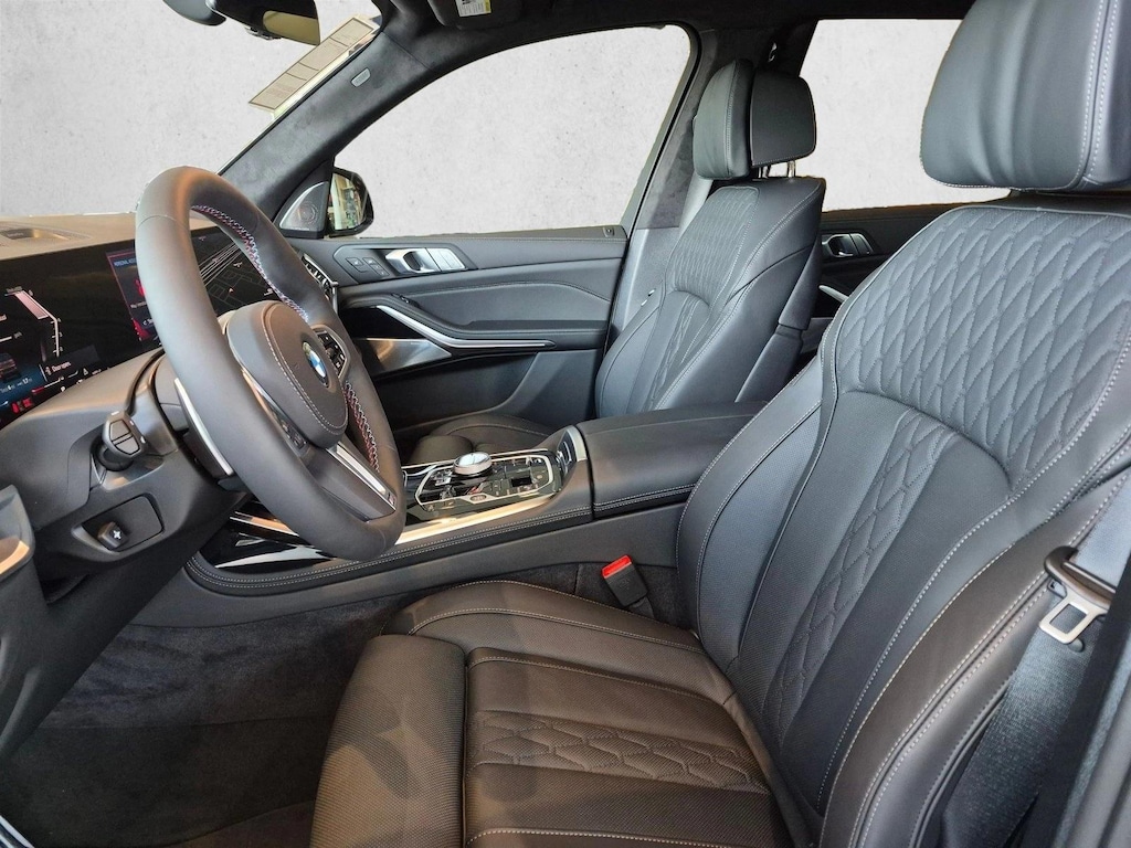 New 2027 BMW X7 M60i SUV