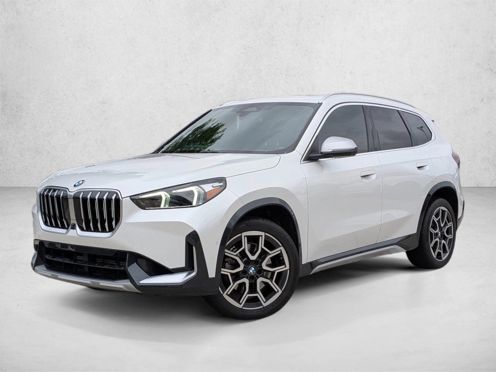 2024 BMW X1 xDrive28i's photo