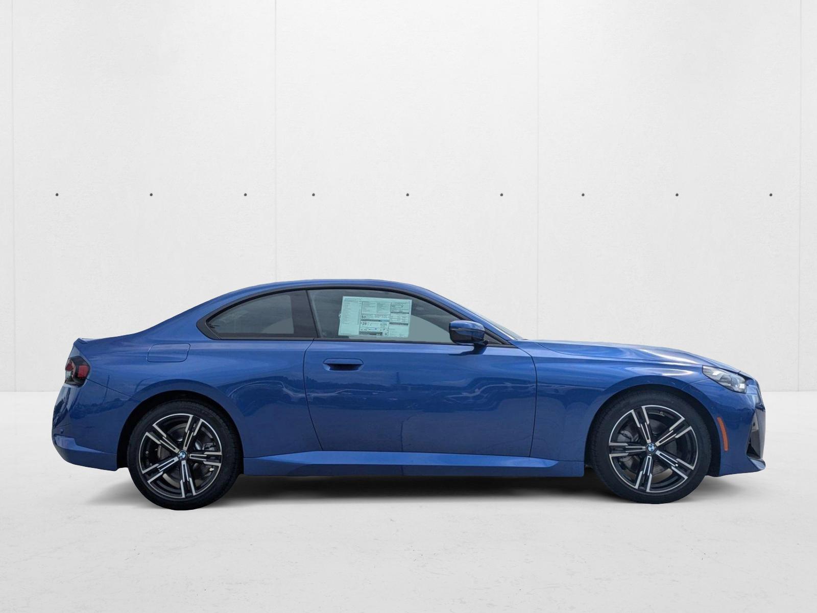 2025 Bmw 230i xDrive photo 4