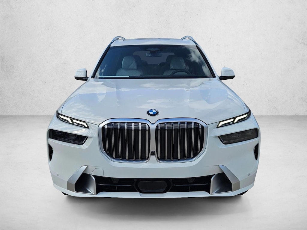 New 2026 BMW X7 xDrive40i SUV
