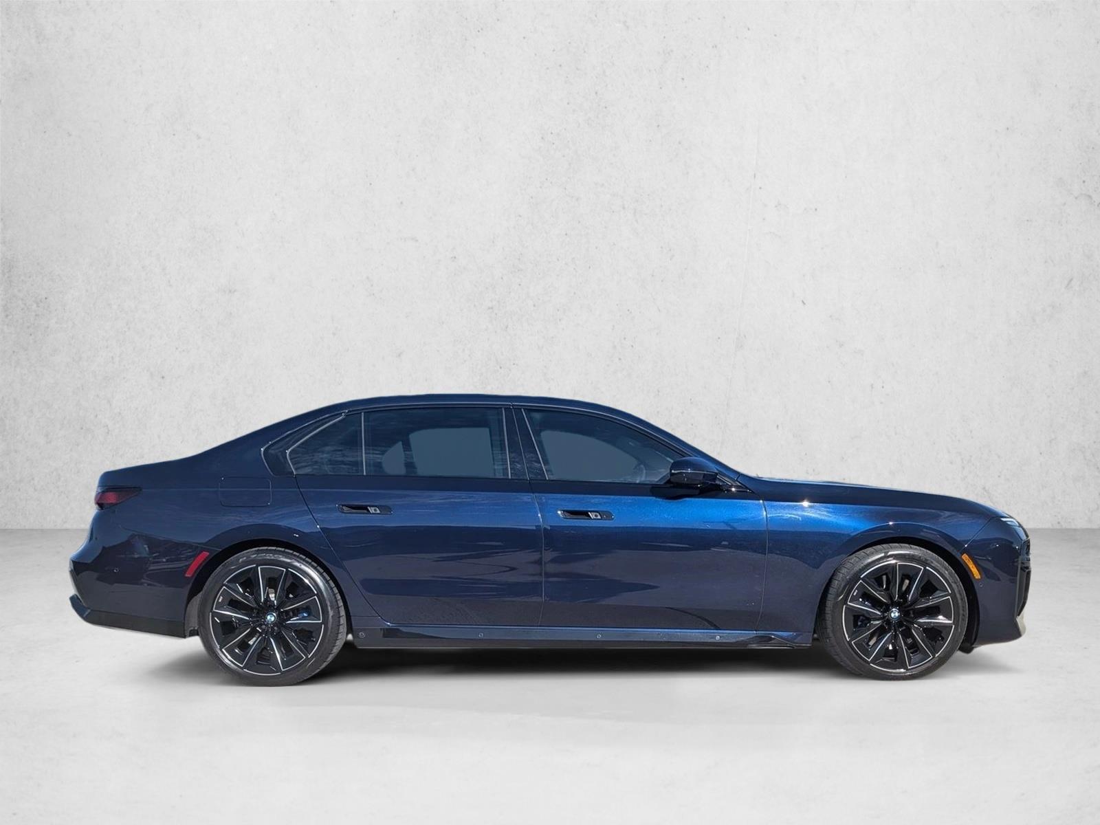 2023 Bmw 760i xDrive photo 3