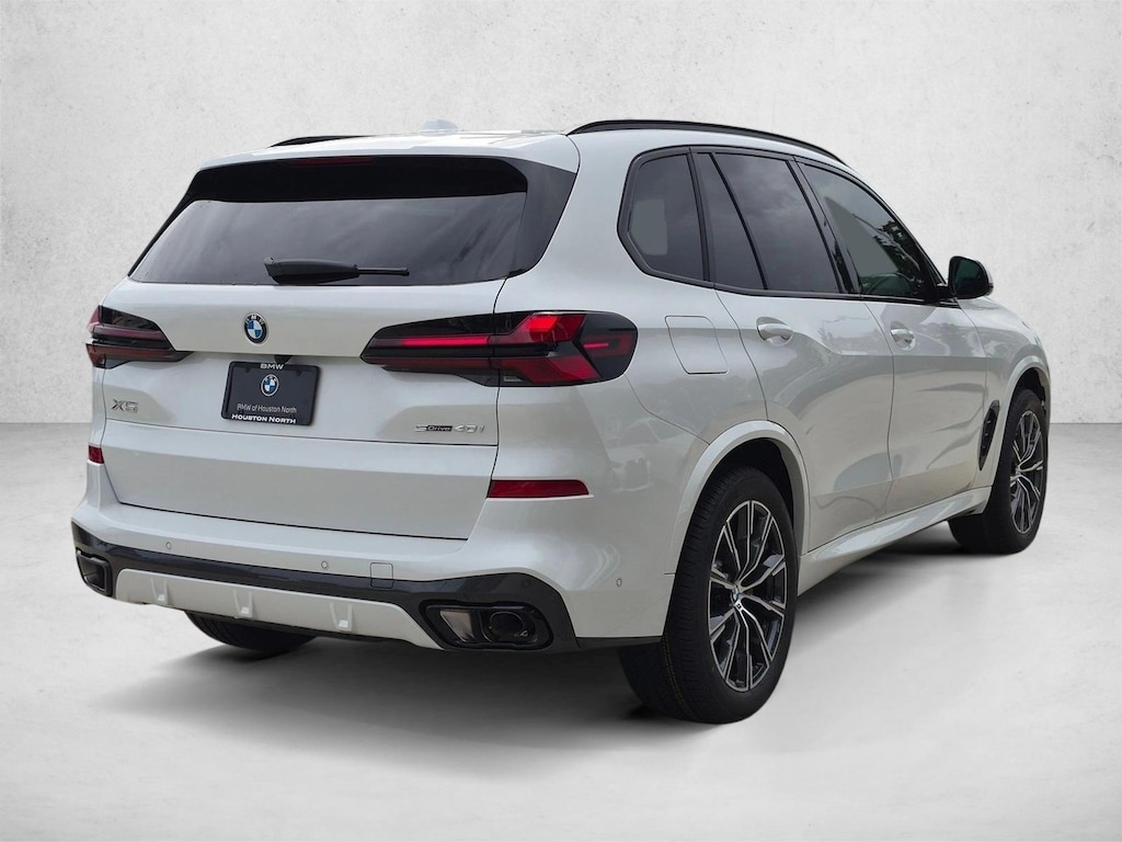 New 2026 BMW X5 sDrive40i SUV