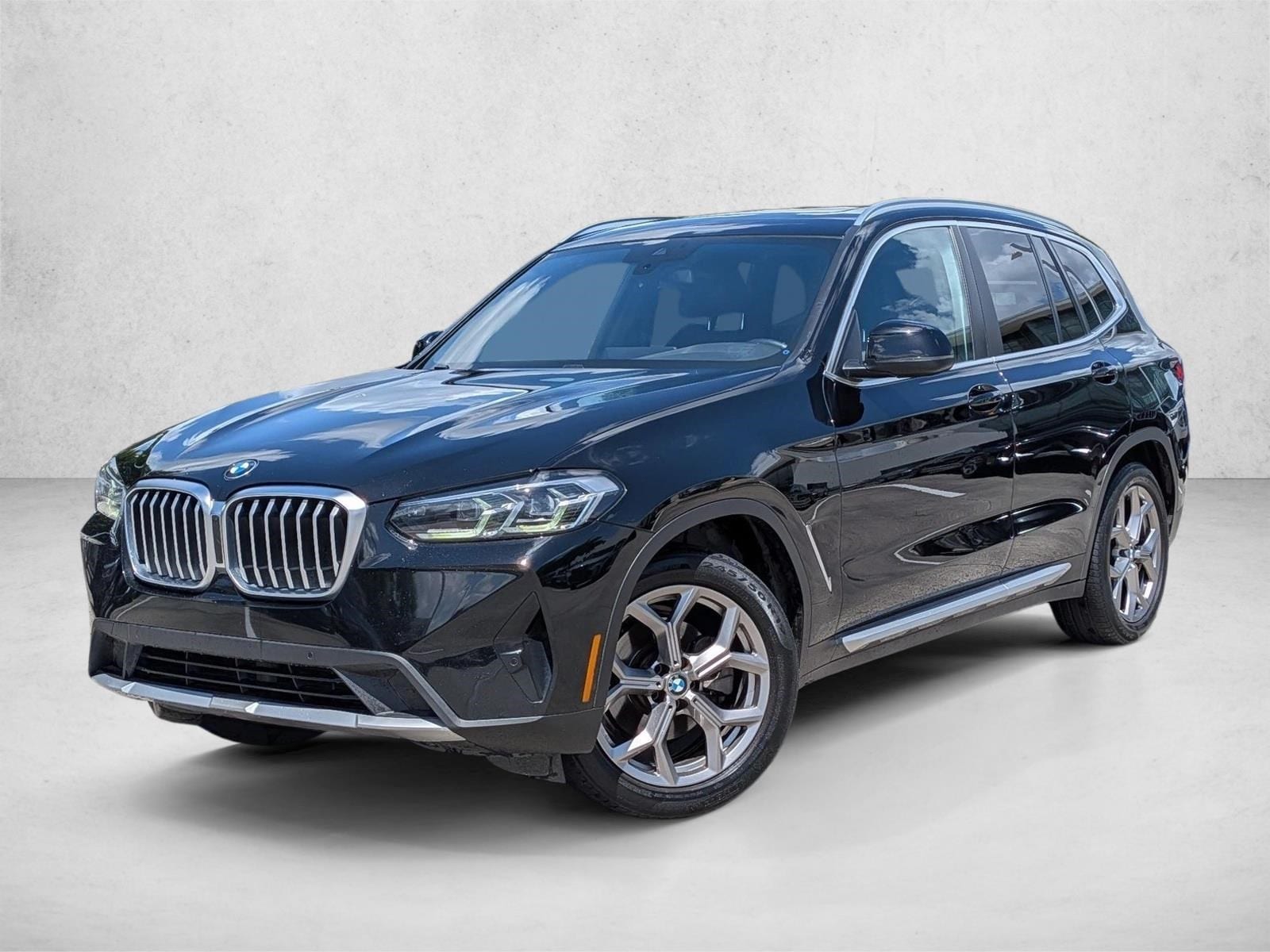 2022 BMW X3 xDrive30i's photo
