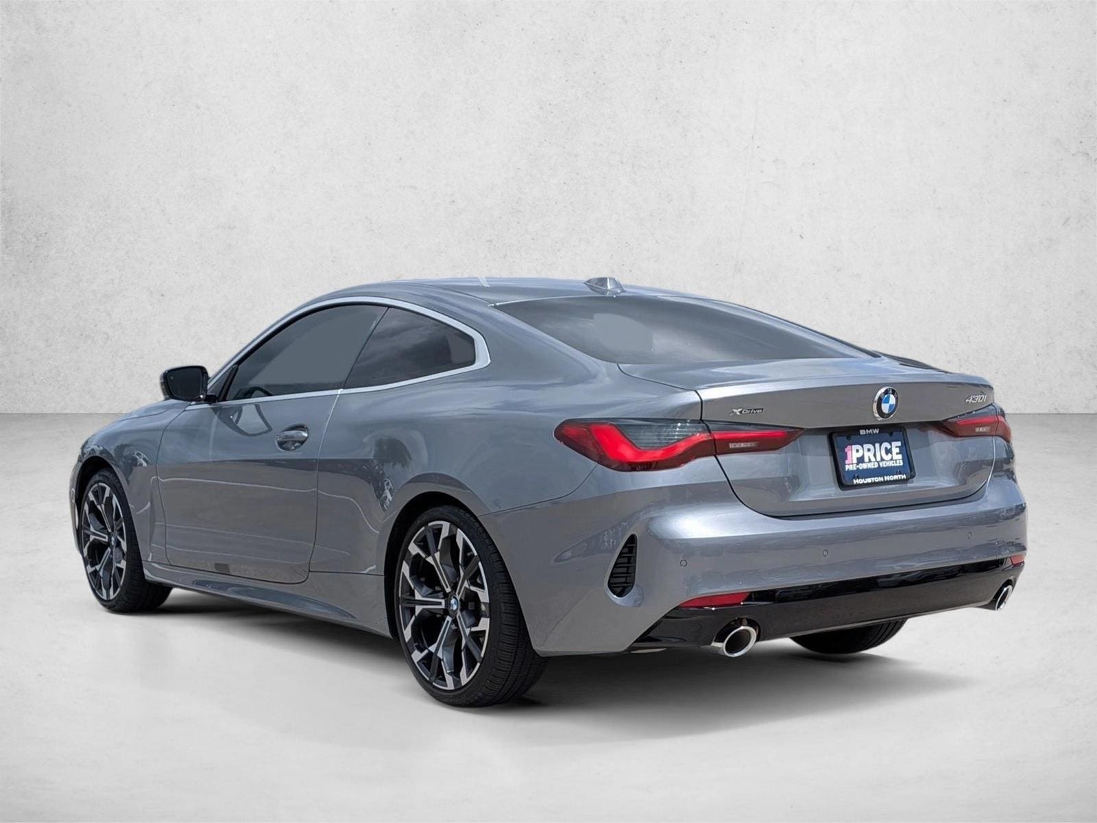 2026 BMW 4 Series 430i - Photo 8