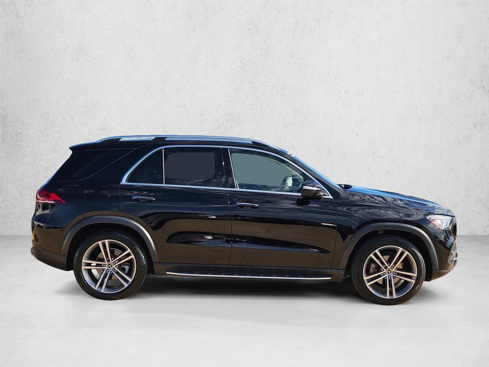 2022 Mercedes Benz GLE 350 4MATIC photo 4