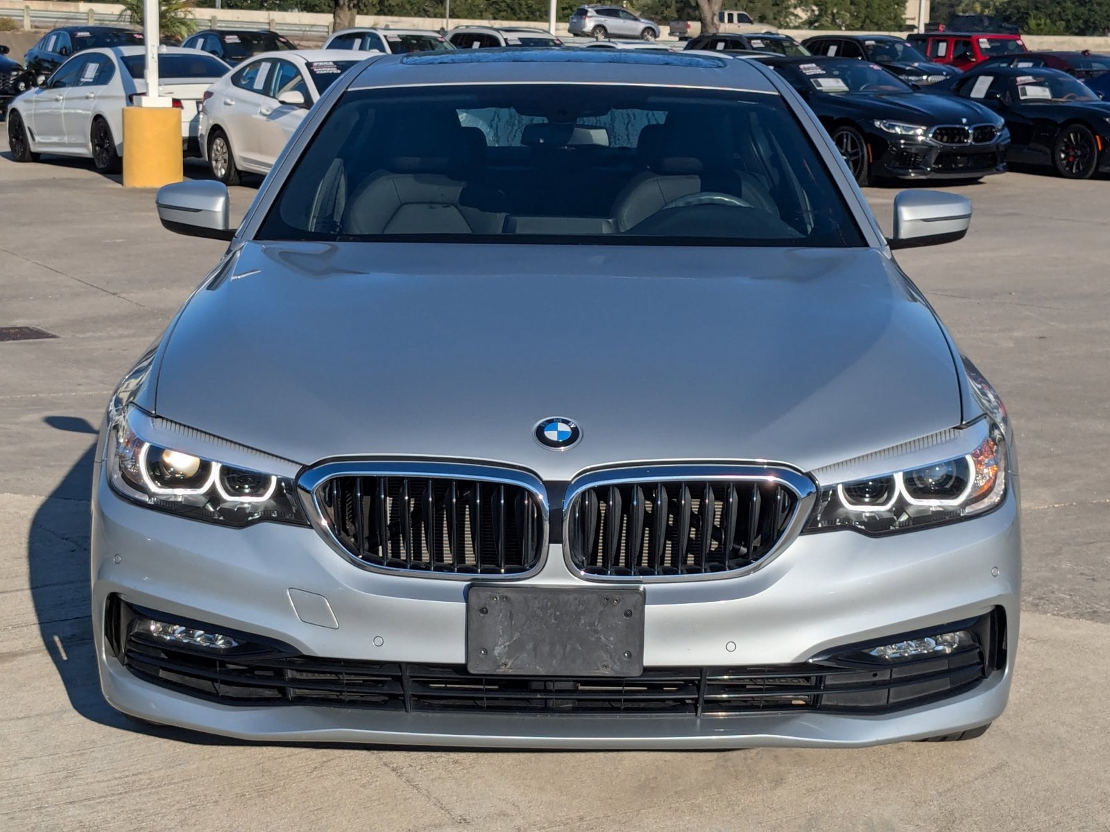 Used 2018 BMW 5 Series 530i with VIN WBAJA5C56JWA38417 for sale in Houston, TX