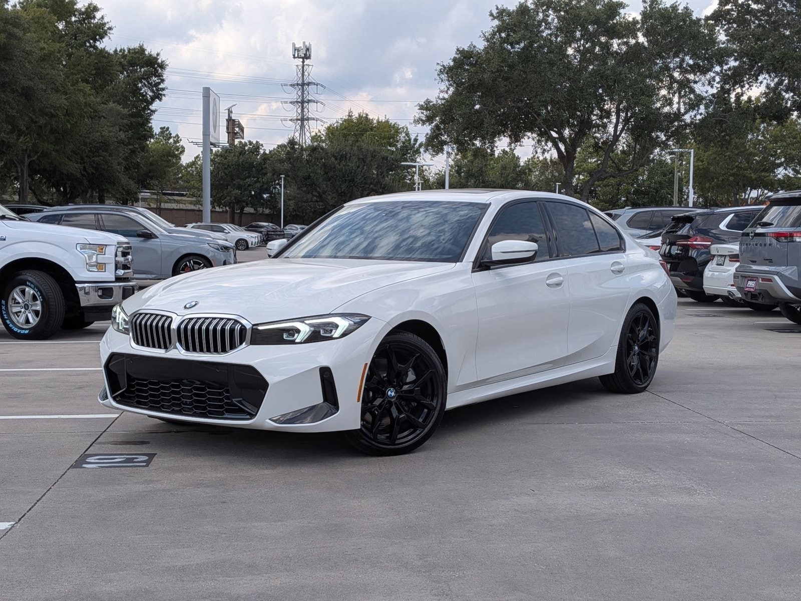 2026 BMW 3 Series 330i's photo