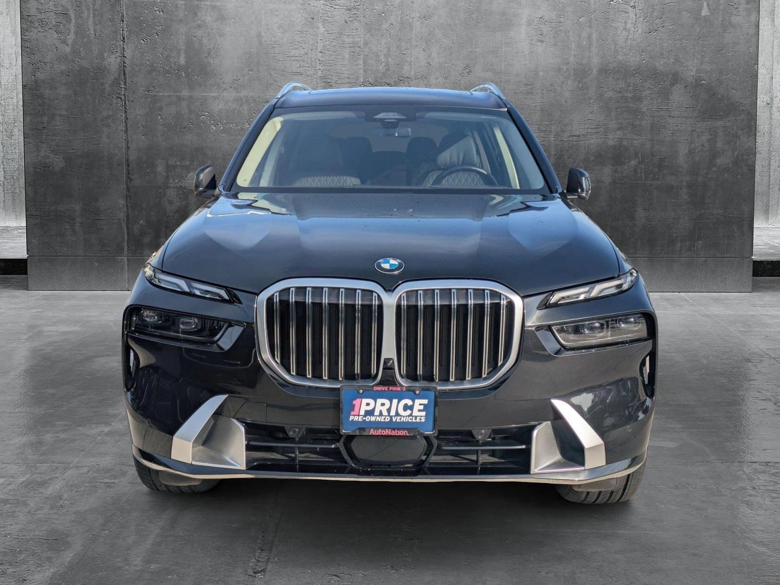 Used 2025 BMW X7 40i with VIN 5UX23EM02S9Y03512 for sale in Houston, TX