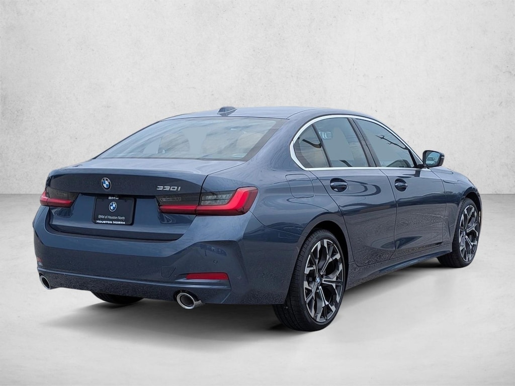 New 2026 BMW 330i Sedan