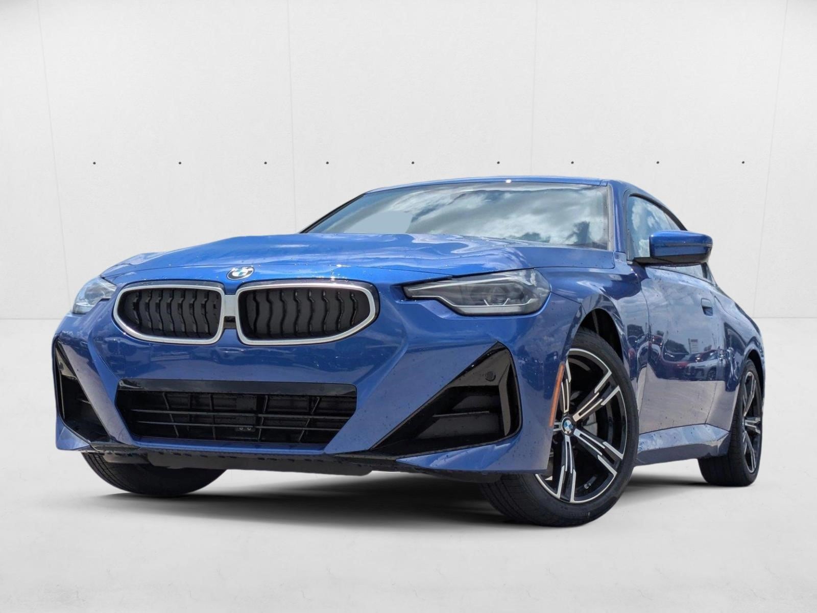 2025 BMW 230i xDrive