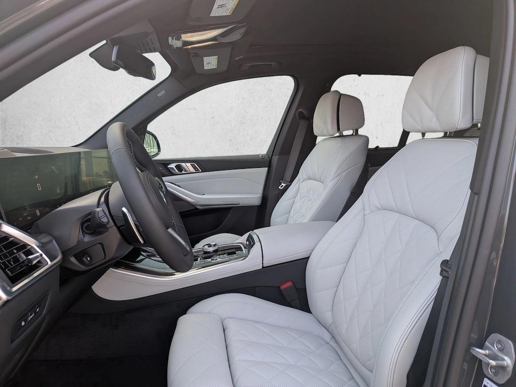 New 2026 BMW X5 M60i SUV