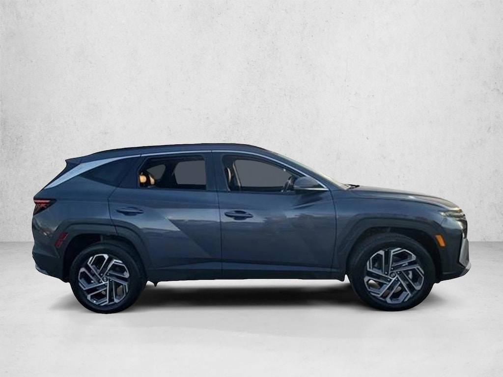 Used 2025 Hyundai Tucson Hybrid Limited SUV