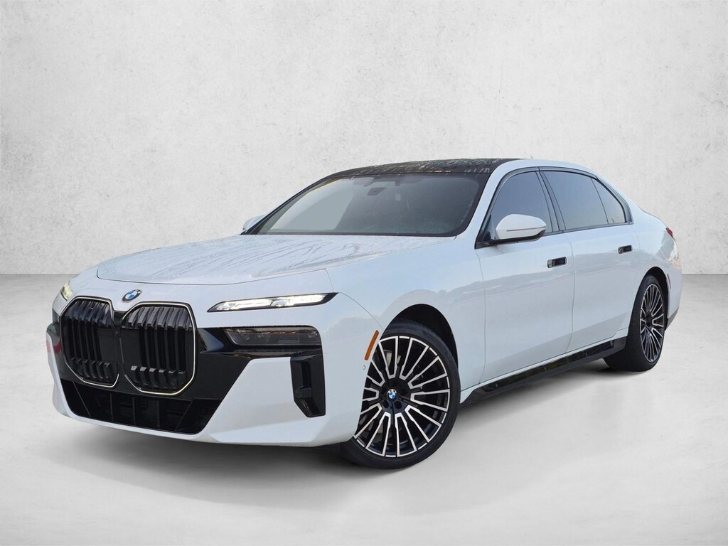New 2026 BMW 760i xDrive Sedan