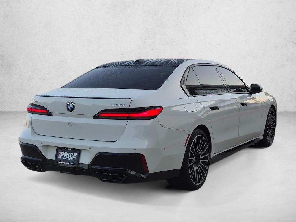 New 2026 BMW 760i xDrive Sedan