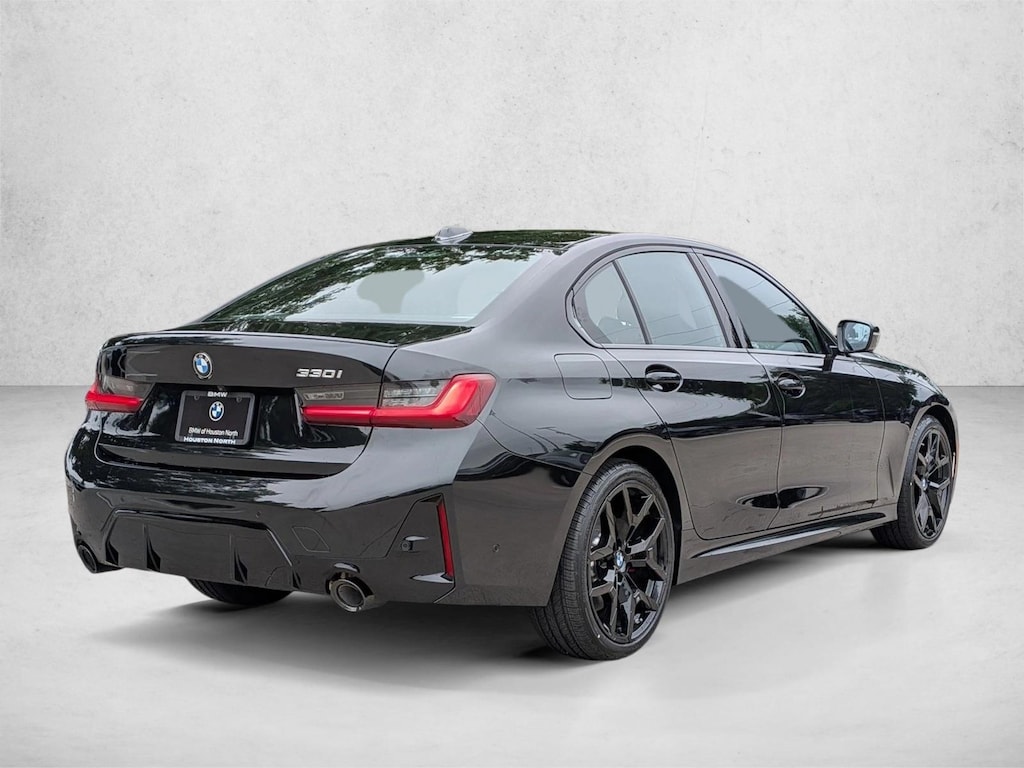 New 2026 BMW 330i Sedan