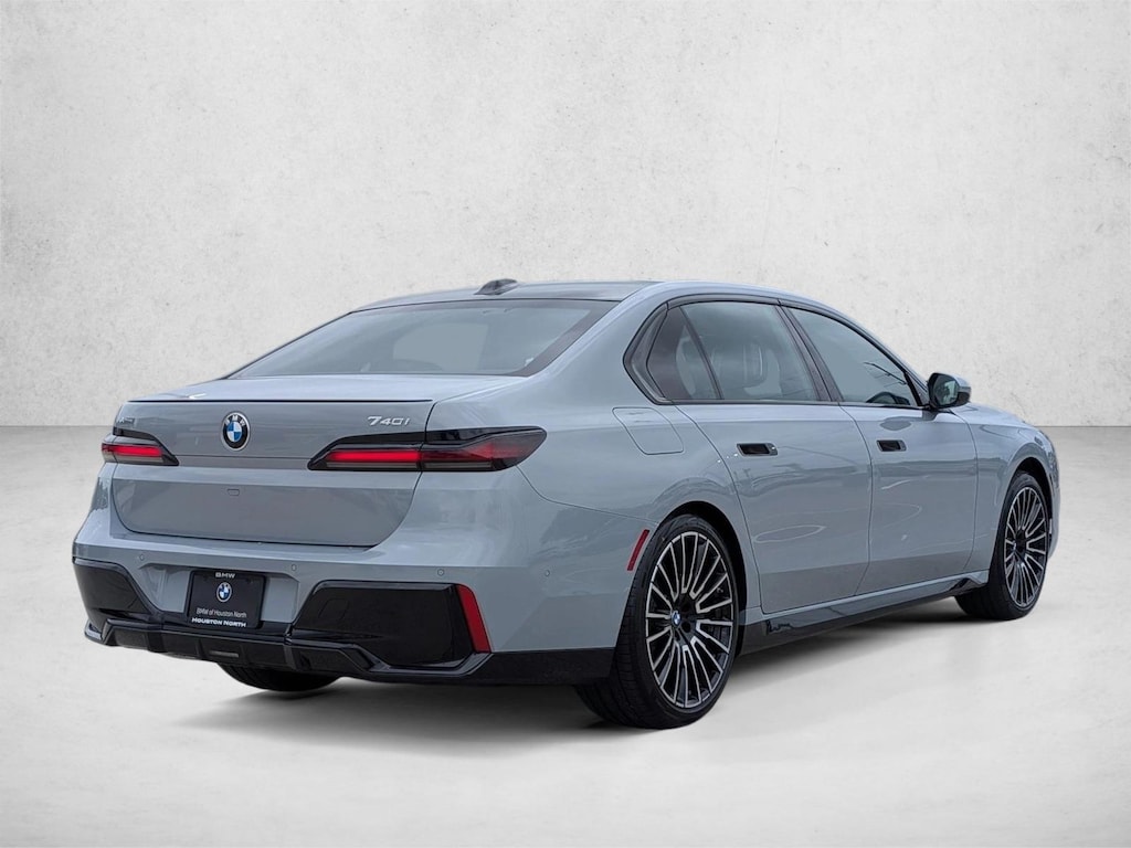 New 2026 BMW 740i xDrive Sedan