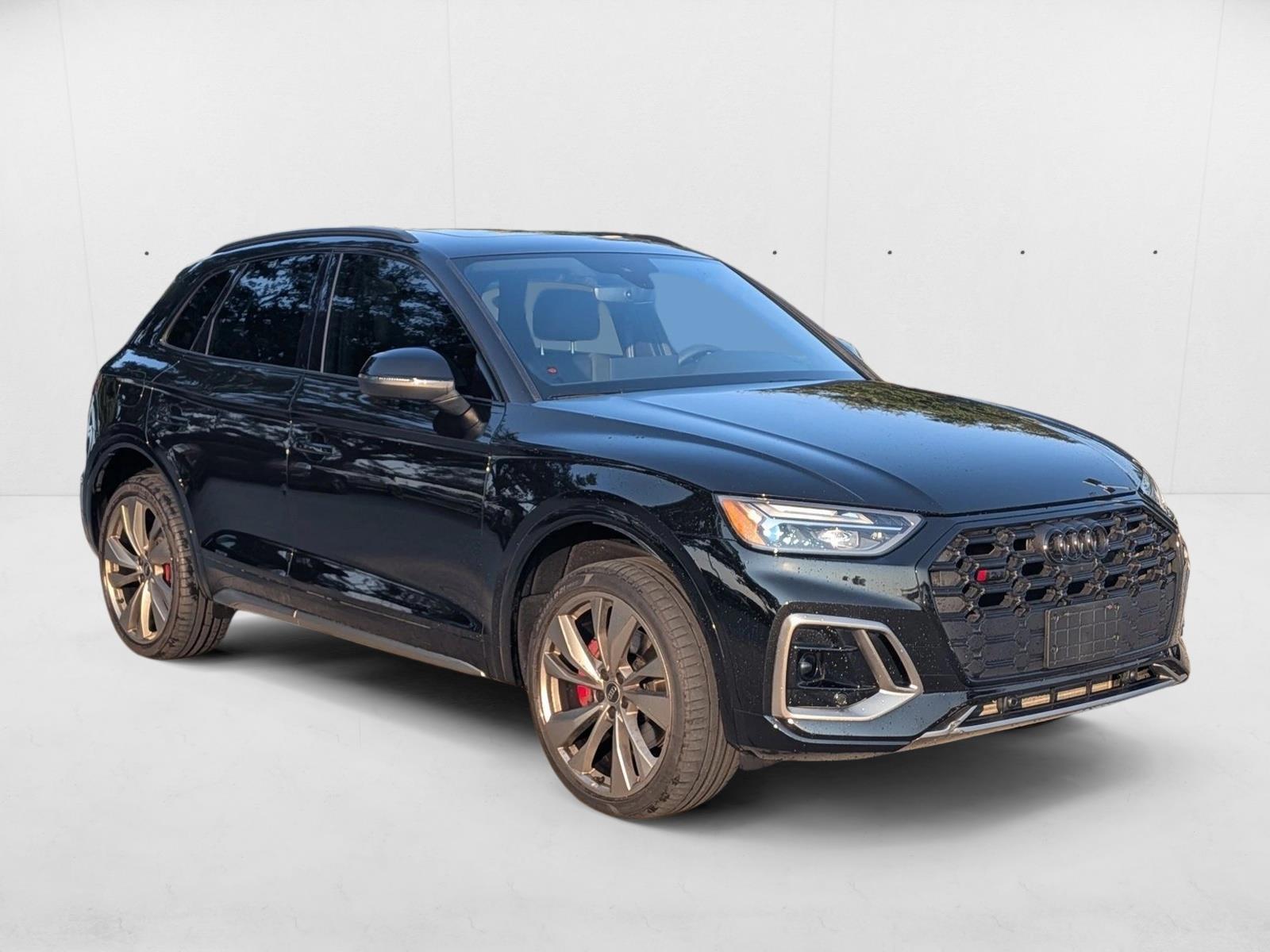 2025 Audi SQ5 Premium photo 3