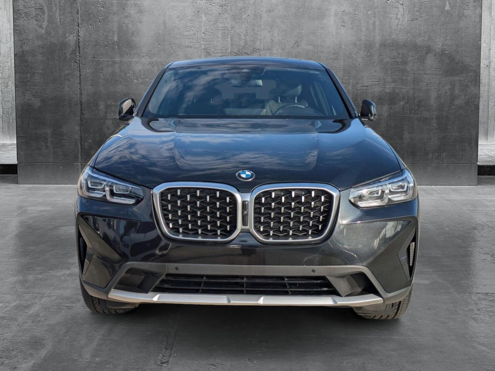Used 2024 BMW X4 30i with VIN 5UX33DT05R9X35152 for sale in Houston, TX