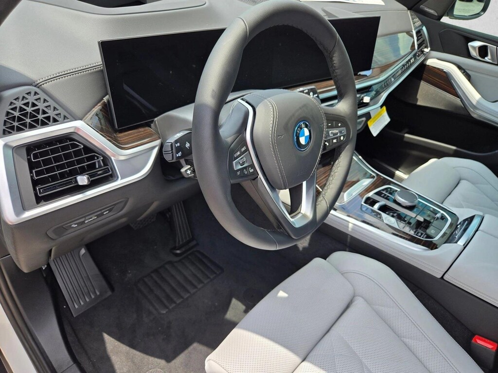 New 2026 BMW X5 PHEV xDrive50e SUV