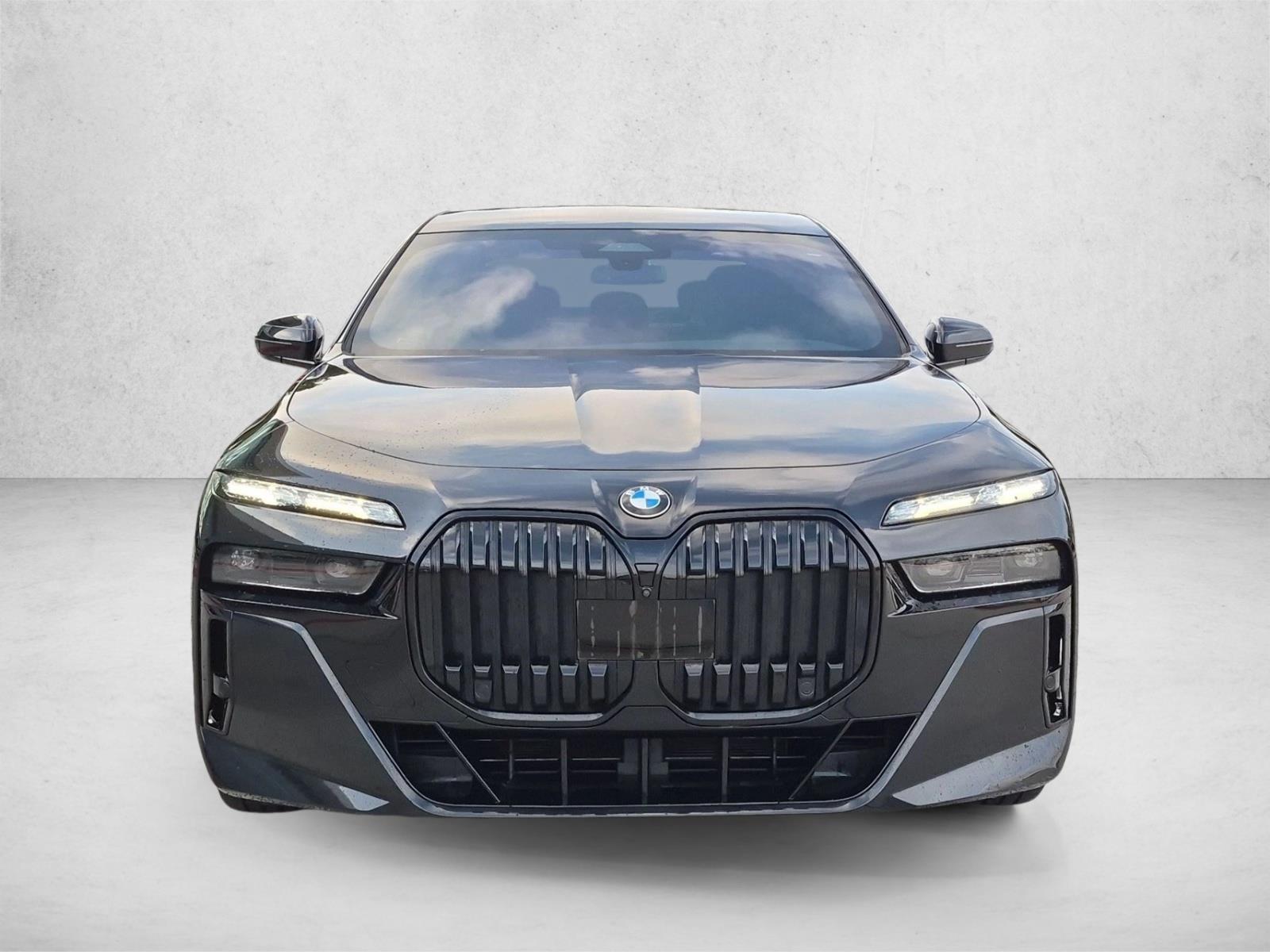 Certified 2024 BMW 760i xDrive Sedan