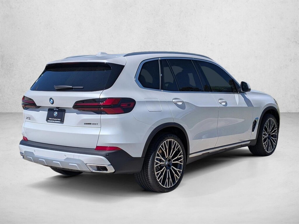 New 2026 BMW X5 sDrive40i SUV