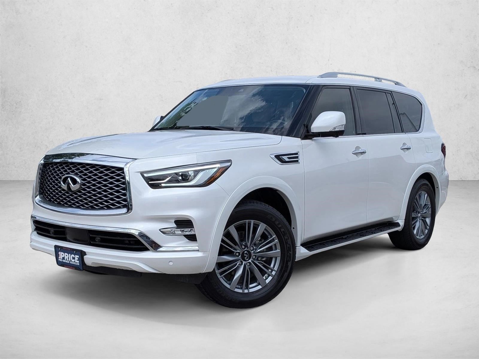 2021 INFINITI QX80's photo