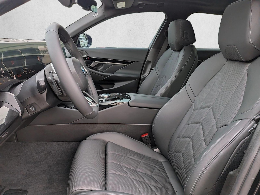 Used 2026 BMW 530i Sedan
