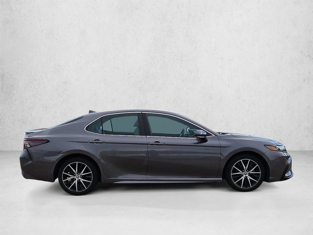 Used 2023 Toyota Camry SE Sedan
