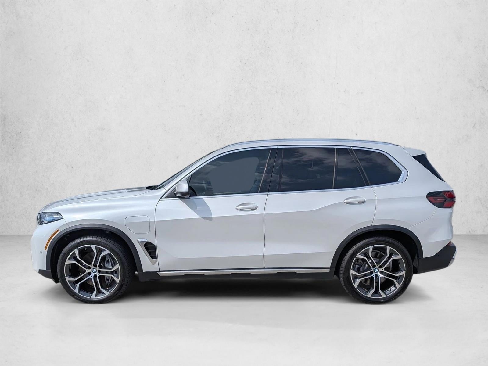 2026 BMW X5 50e - Photo 9