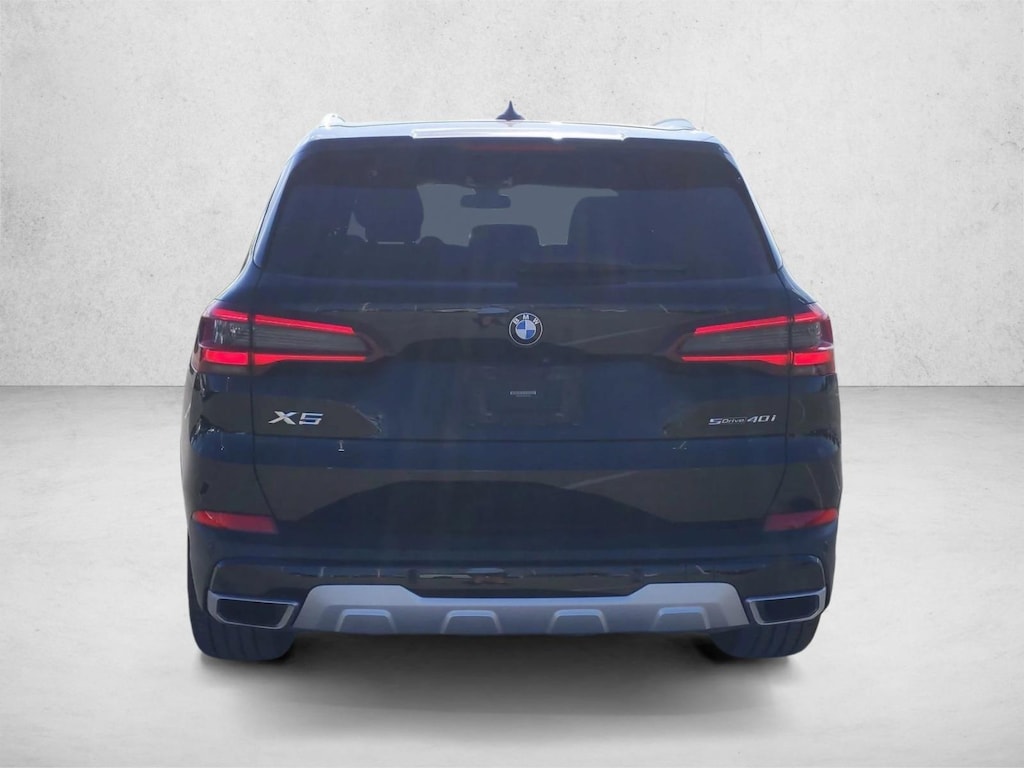 Used 2022 BMW X5 sDrive40i SUV