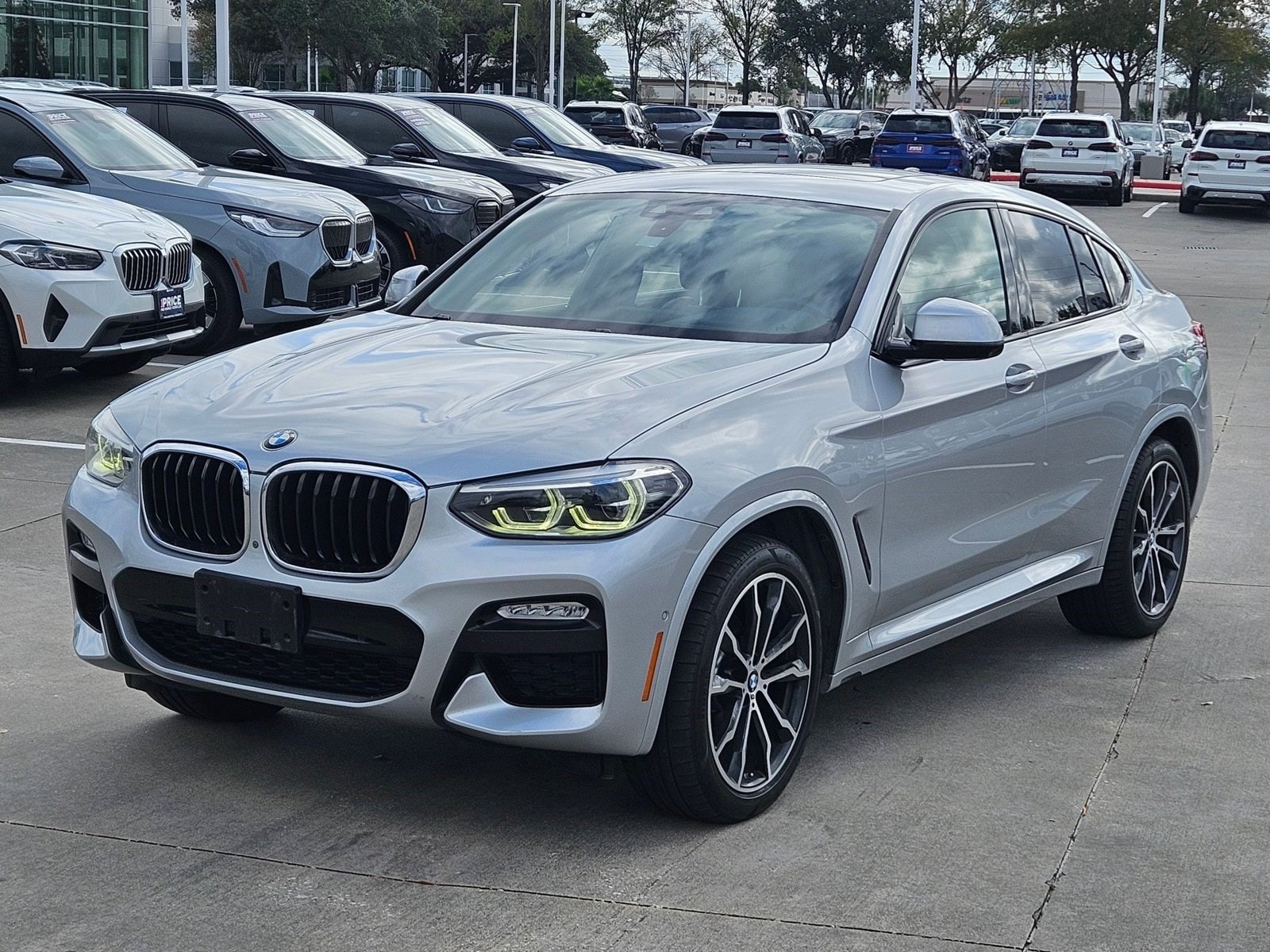 2019 BMW X4 xDrive30i's photo