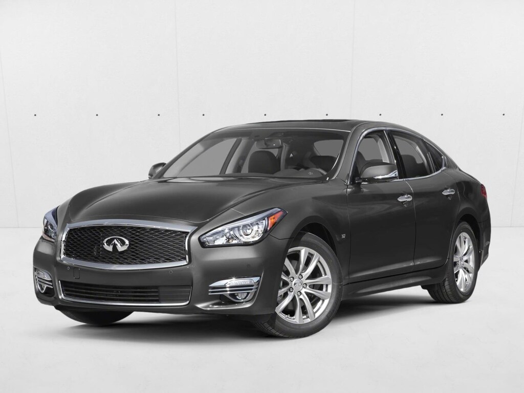Used 2019 INFINITI Q70 3.7 LUXE Sedan