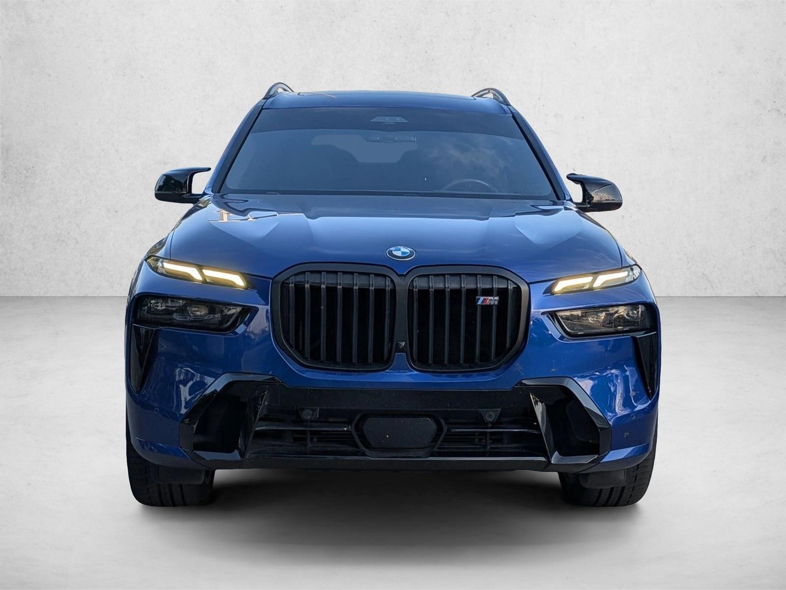 2023 Bmw X7 M60i photo 2