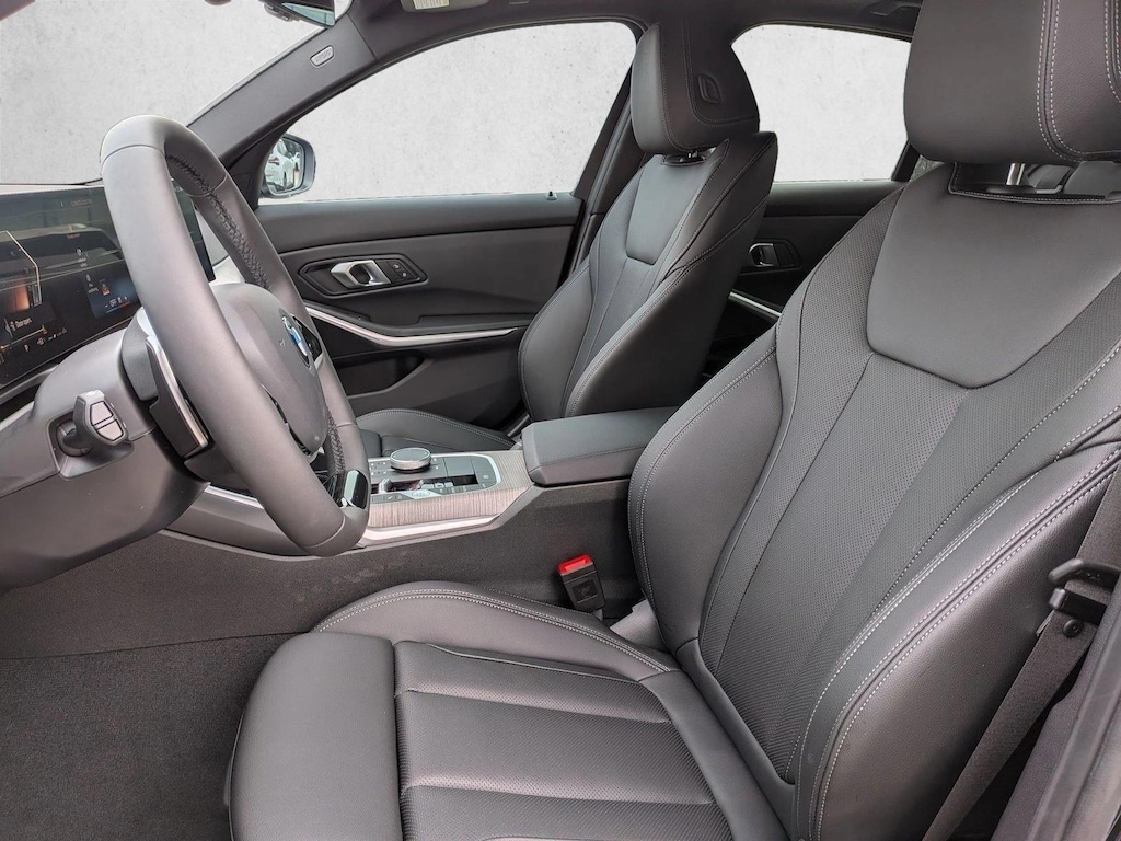 New 2026 BMW 330i xDrive Sedan