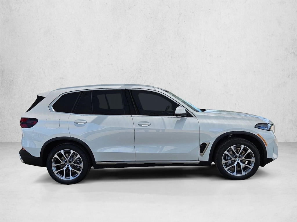 New 2026 BMW X5 xDrive40i SUV