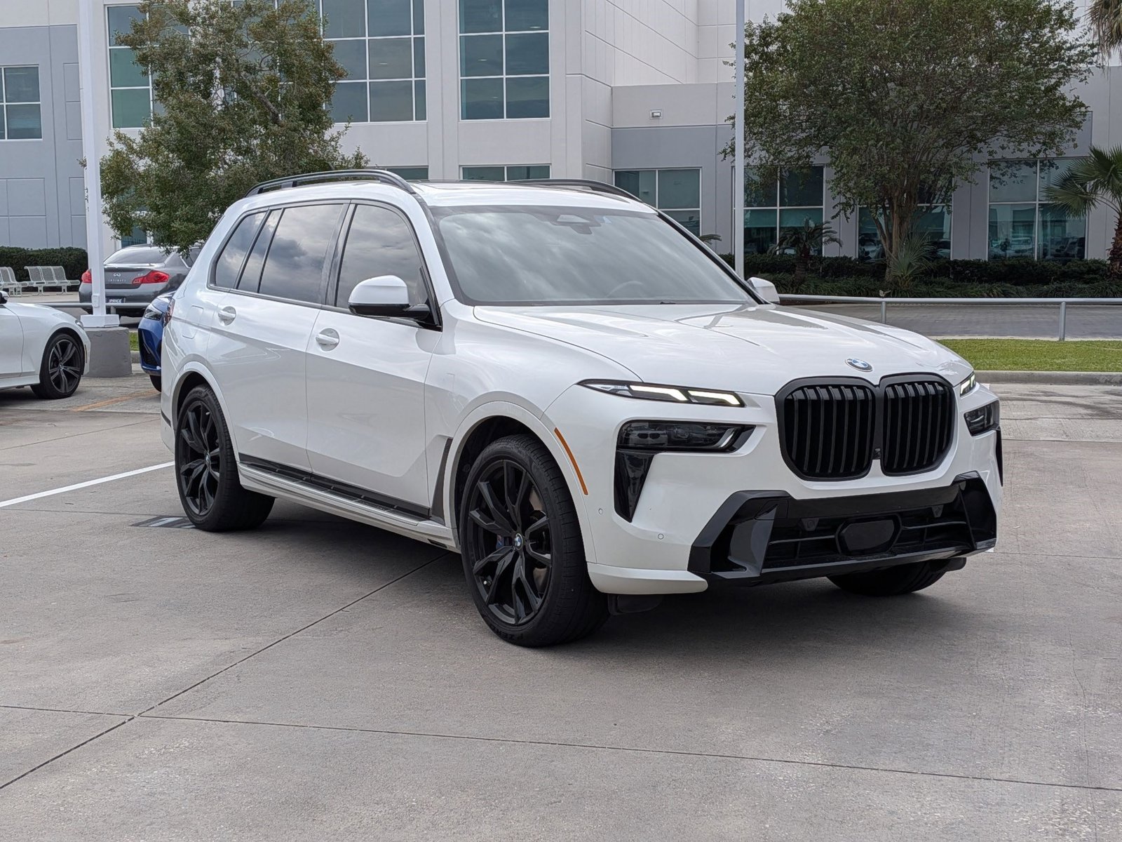 2023 Bmw X7 xDrive40i photo 3