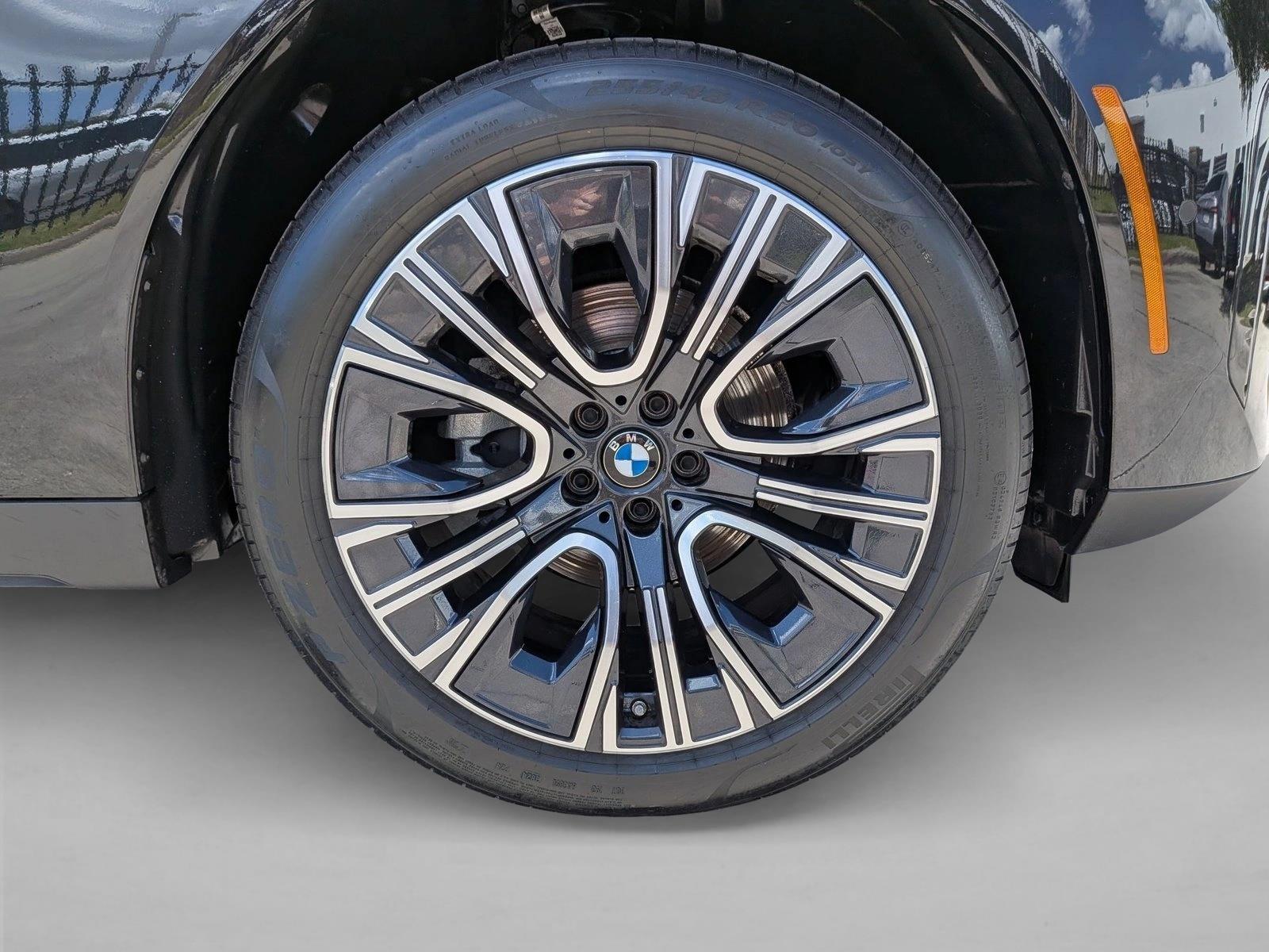 2025 BMW X3 30 - Photo 24
