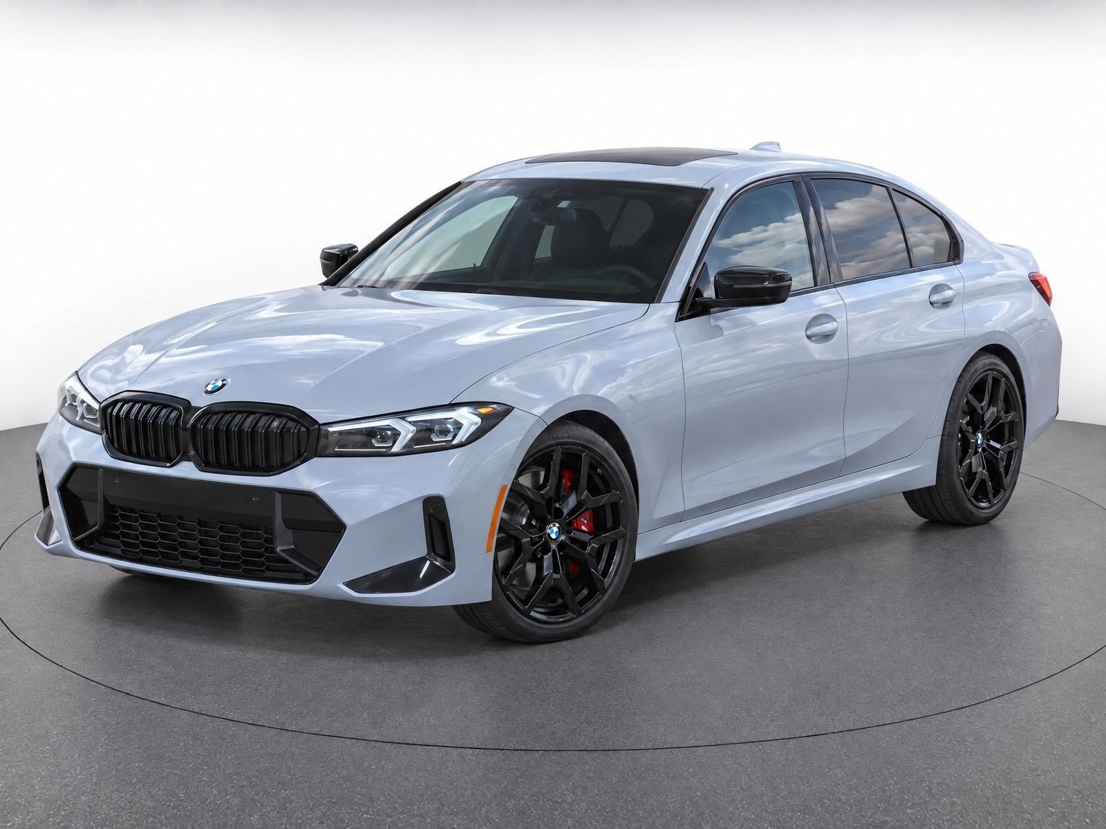 2026 BMW 330i