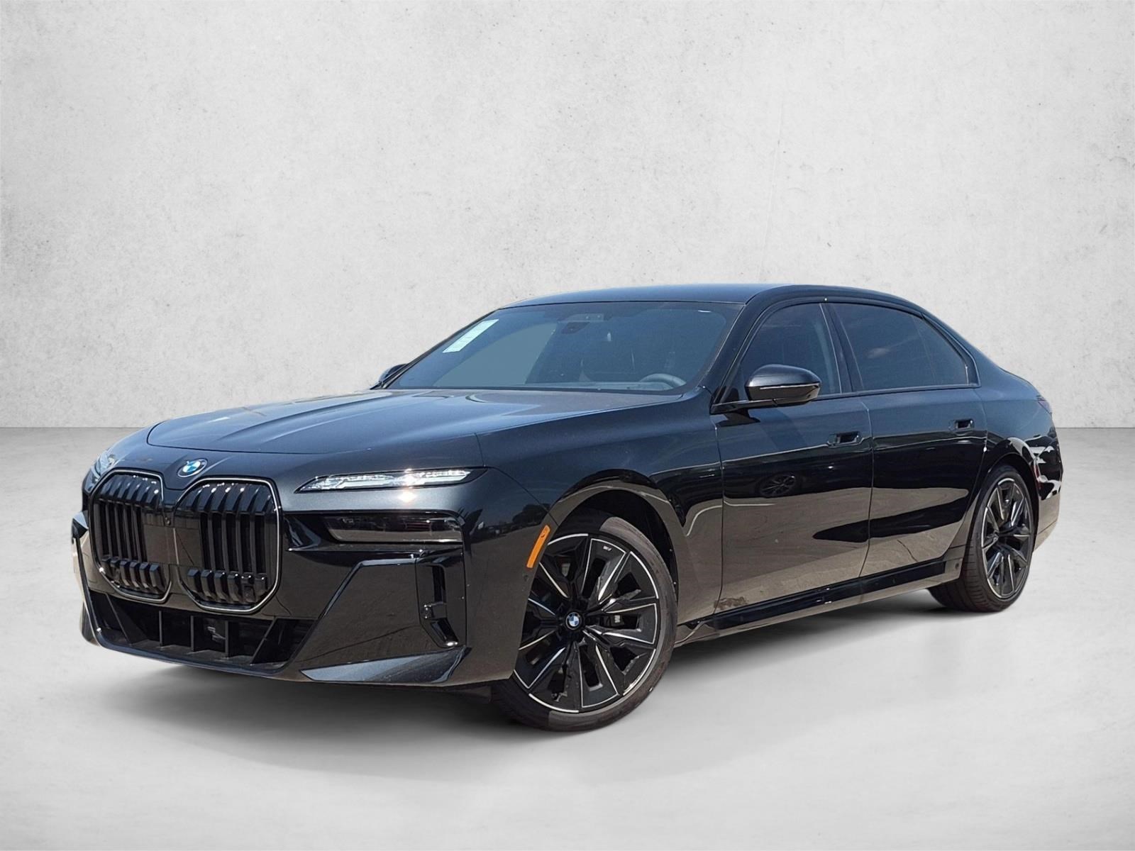 2026 BMW 740i